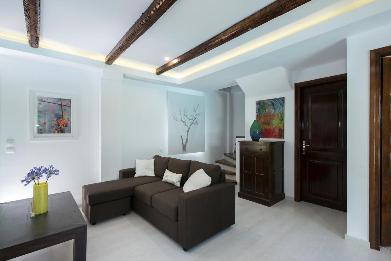 Apartment Spitaki Pool House *